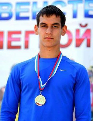 Евгений Кунц обновил рекорд Алтайского края в беге на 1500 метров.