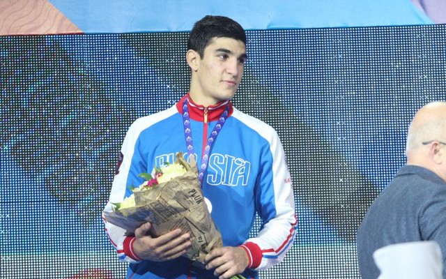 Владимир Узунян завоевал серебряную медаль молодёжного чемпионата мира.