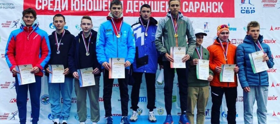 С семнадцатого — на первое! Алтайские биатлонисты одержали удивительную победу в кросс-эстафете на юношеском первенстве России